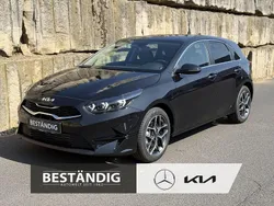 Schwarz Neu 2025 Kia Ceed Style Limousine | 24.990 € (Fairer Preis)