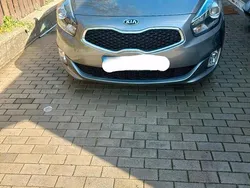Grau Gebraucht 2015 Kia Carens Spirit Van / Kleinbus | 11.500 € (Etwas zu teuer)