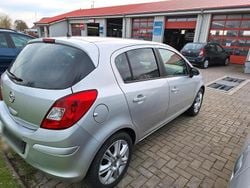 Grau Gebraucht 2011 Opel Corsa Satellite Kleinwagen | 3.500 € (Fairer Preis)
