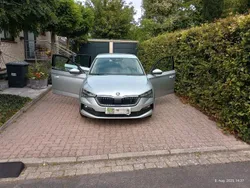 Silber Gebraucht 2024 Skoda Scala Drive Kleinwagen | 21.500 € (Guter Preis)