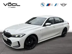 Weiß Gebraucht 2022 BMW 320 M Sport Limousine | 39.480 € (Fairer Preis)