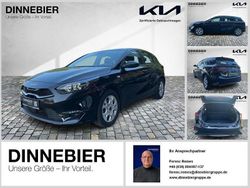 Zilinaschwarz Gebraucht 2023 Kia Ceed Vision Limousine | 20.876 € (Guter Preis)