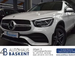 Weiß Gebraucht 2022 Mercedes GLC220 AMG line SUV | 46.890 € (Etwas zu teuer)