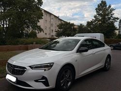 Weiß Gebraucht 2021 Opel Insignia Business Edition Limousine | 19.500 € (Guter Preis)
