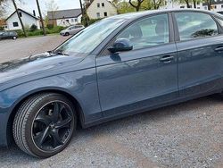 Grau Gebraucht 2008 Audi A4 Attraction Limousine | 4.998 € (Fairer Preis)