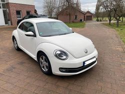 Weiß Gebraucht 2012 VW Beetle Design Limousine | 6.700 € (Fairer Preis)