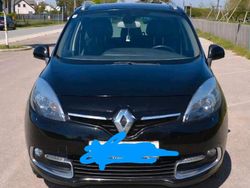 Schwarz Gebraucht 2014 Renault Scénic III Bose Edition Van / Kleinbus | 3.900 € (Guter Preis)