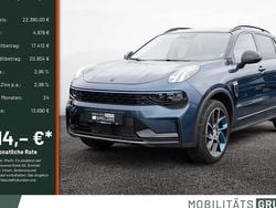 Blue, shiny black roof Gebraucht 2023 Lynk & Co 01 SUV | 22.390 € (Superpreis)