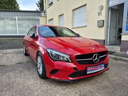 Jupiterrot uni Gebraucht 2017 Mercedes CLA200 Limousine | 21.000 € (Fairer Preis)