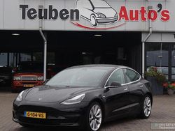 Schwarz Gebraucht 2019 Tesla Model 3 Long Range AWD Limousine | 18.895 € (Etwas zu teuer)