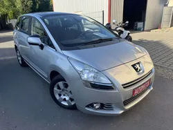 Grau Gebraucht 2013 Peugeot 5008 Business-Line Van / Kleinbus | 8.999 € (Etwas zu teuer)
