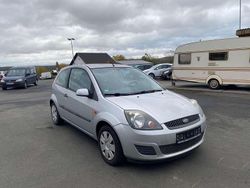 Polarsilber metallic Gebraucht 2008 Ford Fiesta Kleinwagen | 250 € (Superpreis)