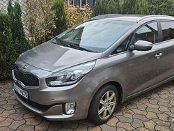 Silber Gebraucht 2016 Kia Carens Van / Kleinbus | 8.750 € (Fairer Preis)