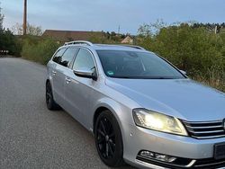Silber Gebraucht 2013 VW Passat Highline Kombi | 11.000 € (Teuer)