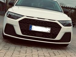 Weiß Gebraucht 2019 Audi A1 Sportback Ambiente Kleinwagen | 17.500 € (Fairer Preis)