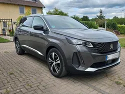 Grau Gebraucht 2022 Peugeot 5008 GTi Van / Kleinbus | 32.239 € (Fairer Preis)