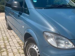 Blau Gebraucht 2009 Mercedes Vito Van / Kleinbus | 6.900 €