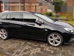 Blau Gebraucht 2019 Opel Astra Ultimate Kombi | 16.100 € (Fairer Preis)