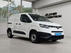 Weiß Gebraucht 2022 Toyota Proace City City Van / Kleinbus | 11.990 € (Superpreis)