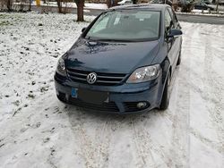Blau Gebraucht 2007 VW Golf V Limousine | 2.600 € (Guter Preis)
