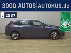 Other Gebraucht 2017 Renault Mégane GrandTour Business Kombi | 10.680 € (Guter Preis)