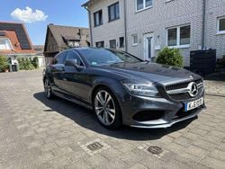 Grau Gebraucht 2014 Mercedes CLS400 AMG line Coupé | 24.500 €