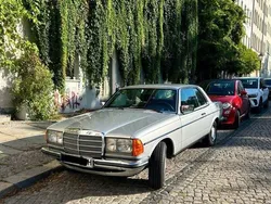 Grau Gebraucht 1980 Mercedes 230 Coupé | 9.850 €