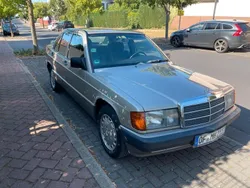 Beige Gebraucht 1988 Mercedes 190 Limousine | 4.999 €
