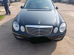 Schwarz Gebraucht 2008 Mercedes E280 Limousine | 6.800 € (Fairer Preis)