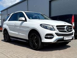 Weiß Gebraucht 2017 Mercedes GLE250 AMG SUV | 29.950 € (Etwas zu teuer)