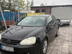 Schwarz Gebraucht 2007 VW Golf V Kleinwagen | 1.800 € (Guter Preis)
