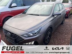 Braun Gebraucht 2022 Hyundai i30 Kombi | 16.499 € (Guter Preis)