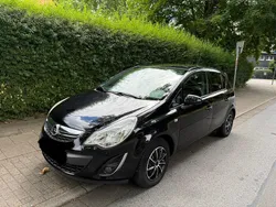 Schwarz Gebraucht 2011 Opel Corsa Kleinwagen | 3.500 € (Guter Preis)