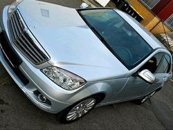 Silber Gebraucht 2007 Mercedes C200 Limousine | 8.400 € (Fairer Preis)
