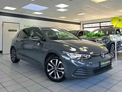 Grau Gebraucht 2021 VW Golf VIII United Limousine | 22.999 € (Teuer)