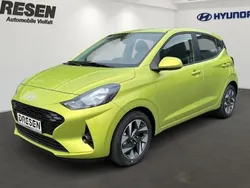 Gelb Neu 2025 Hyundai i10 Trend Kleinwagen | 17.890 € (Fairer Preis)
