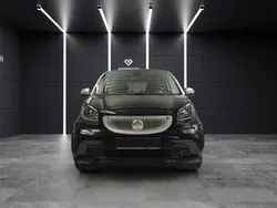 Schwarz Gebraucht 2016 Smart ForTwo Coupé Basis Coupé | 10.990 € (Fairer Preis)