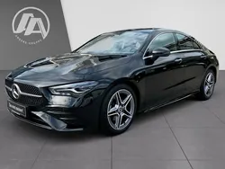 Korallenschwarz Gebraucht 2024 Mercedes CLA180 AMG Limousine | 32.254 € (Fairer Preis)