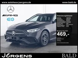 Grau graphitgrau metallic Gebraucht 2024 Mercedes C300e AMG Kombi | 49.870 € (Superpreis)