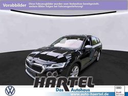 Black magic perleffekt, pearl effect Gebraucht 2022 Skoda Octavia Scout 4x4 Kombi | 28.800 € (Guter Preis)