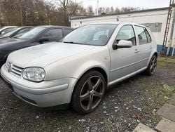 Grau Gebraucht 1999 VW Golf IV Highline Limousine | 1.500 € (Guter Preis)