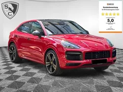 Rot Gebraucht 2023 Porsche Cayenne SUV | 119.499 € (Teuer)
