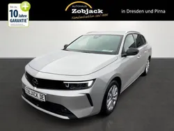 Silber Gebraucht 2023 Opel Astra Elegance Kombi | 22.350 € (Fairer Preis)