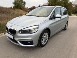 Silber Gebraucht 2015 BMW 218 Gran Tourer Sport Line Van / Kleinbus | 9.200 € (Fairer Preis)