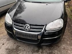 Grau Gebraucht 2008 VW Golf V Kombi | 1.090 €