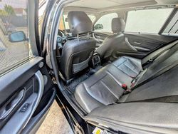 Schwarz Gebraucht 2017 BMW 320 Sport Line Kombi | 13.500 € (Fairer Preis)