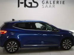 Blau Gebraucht 2022 Renault Clio V Techno Limousine | 16.999 € (Fairer Preis)