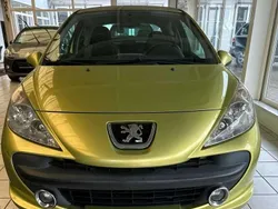 Gelb Gebraucht 2007 Peugeot 207 Filou Limousine | 2.250 € (Etwas zu teuer)