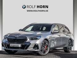 Grau Gebraucht 2025 BMW 540 Comfort Edition Kombi | 65.650 € (Superpreis)