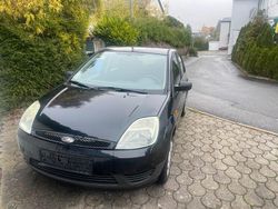 Schwarz Gebraucht 2004 Ford Fiesta Kleinwagen | 2.225 €